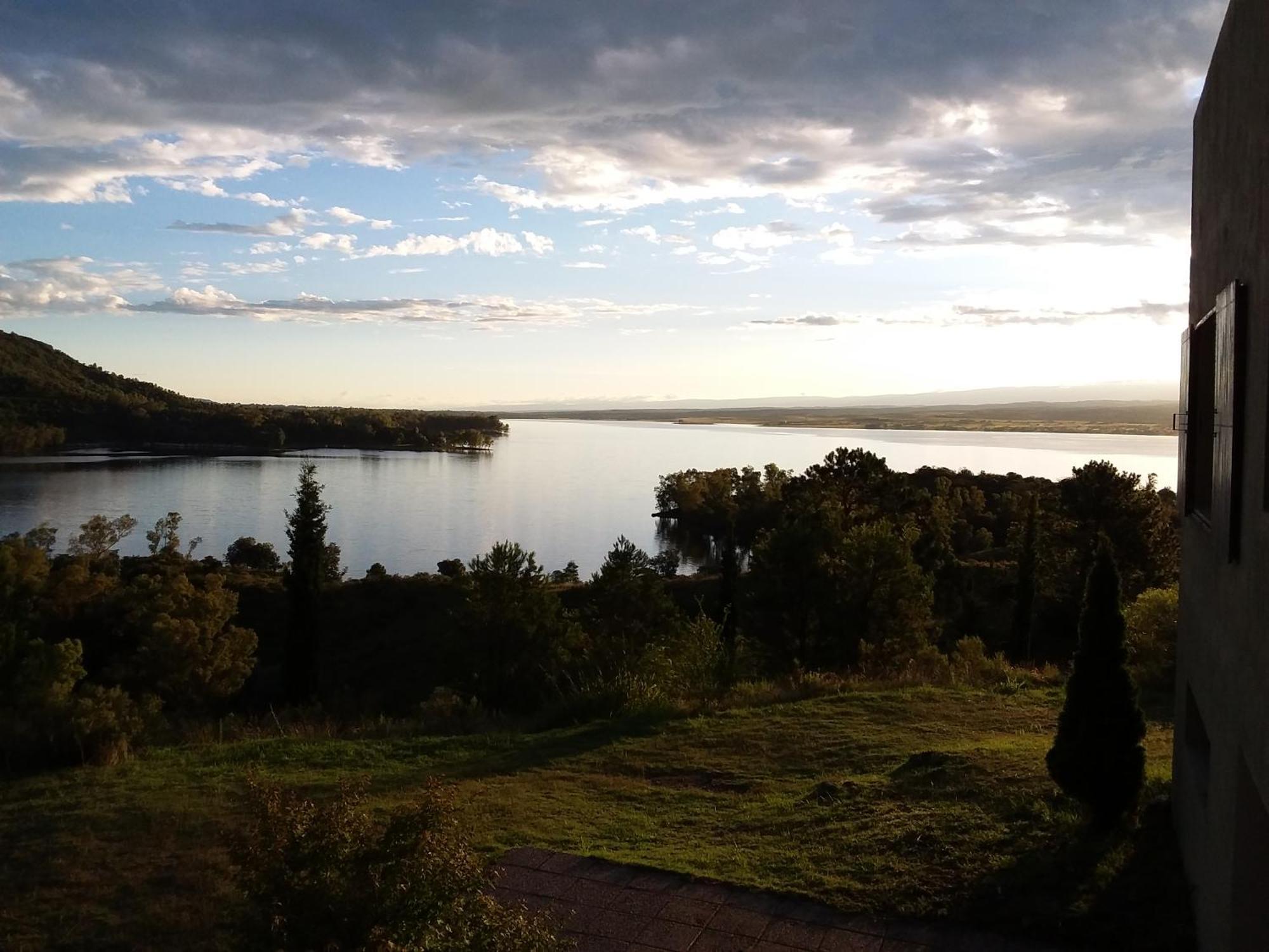 Peperina Lago Los Molinos Villa Ciudad de America Bagian luar foto